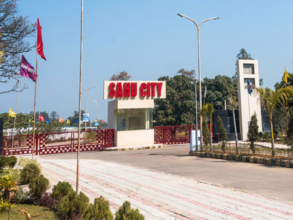 Residential community lifestyle amenities security gardens Sahu Land Developers Lucknow